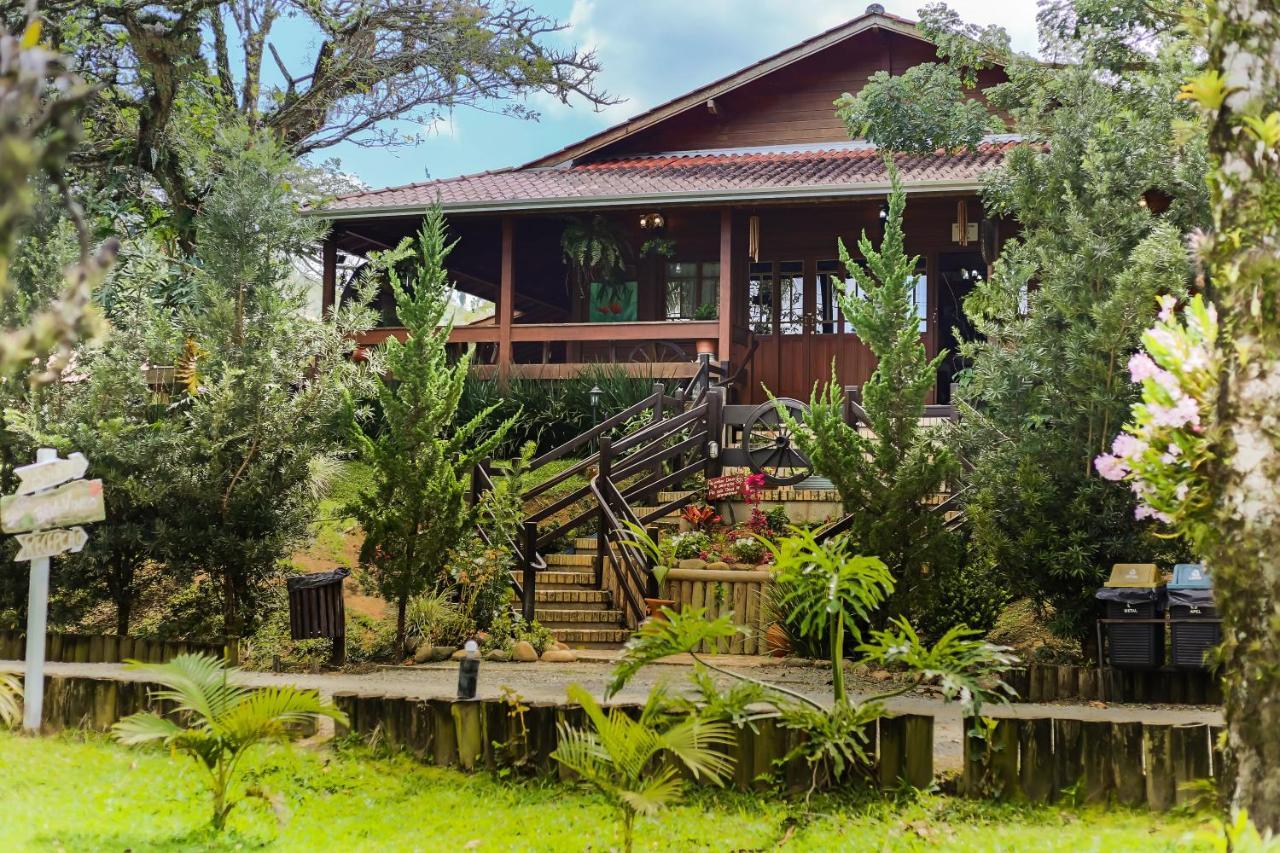 Fazenda Dos Caetes Resort *